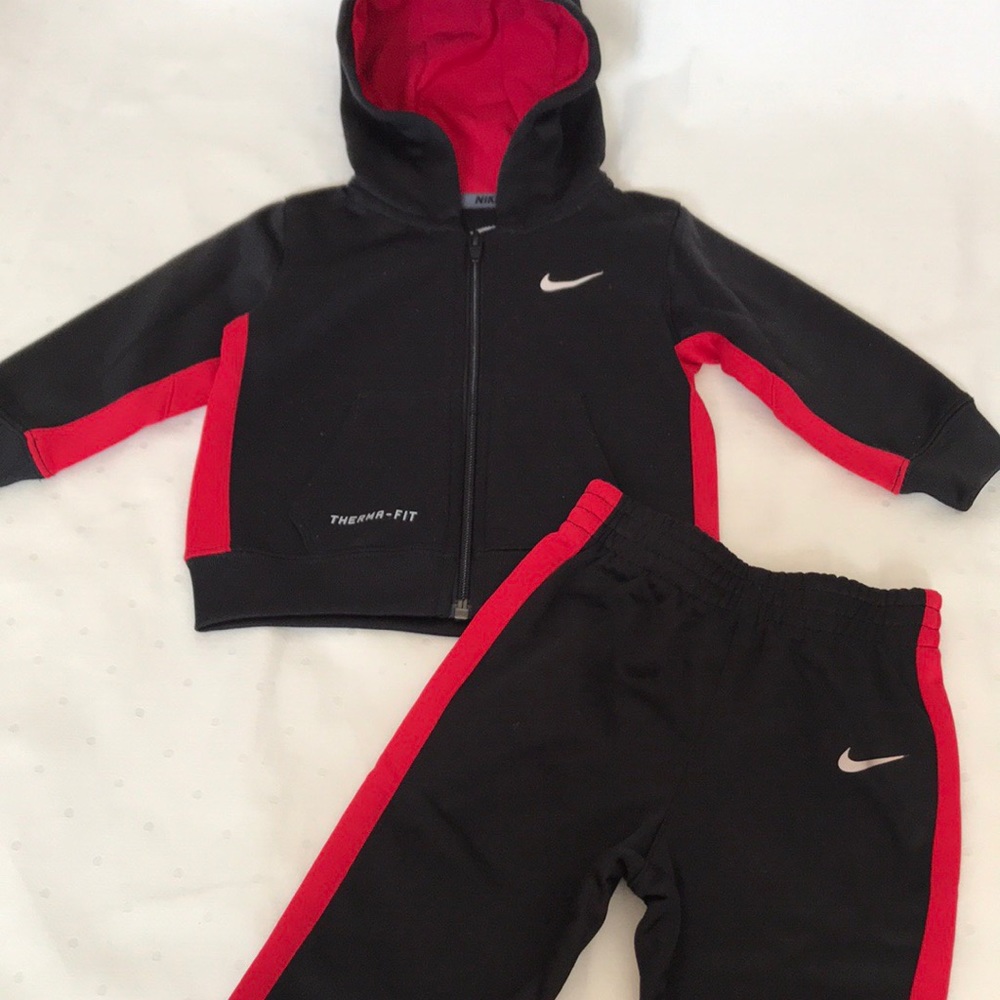 Nike thermal zip hoodie & jogger pants set 12M